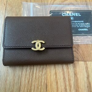 Chanel Wallet Brown Caviar 5 Series